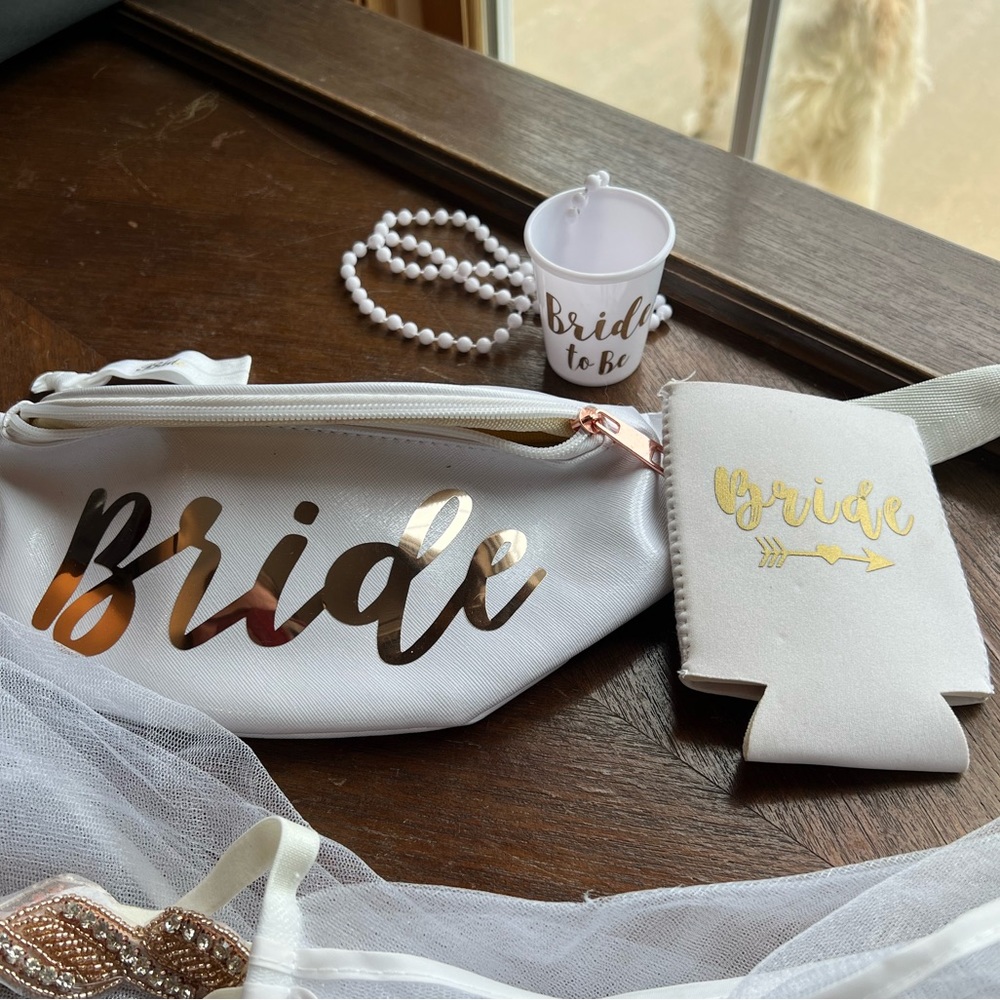 Bachelorette Bundle - Picture 3 of 13